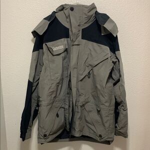 Columbia Gray and Black Performance Jacket for Outdoor Adventures